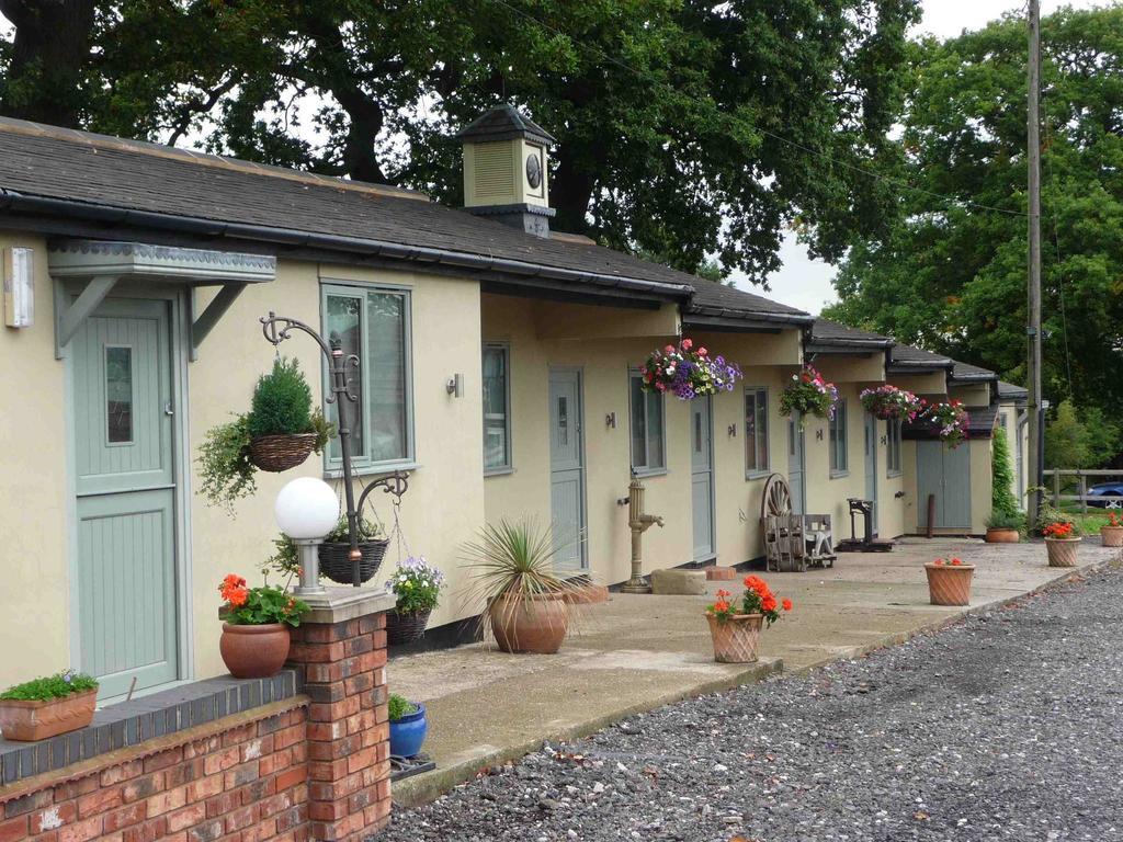 Bed and Breakfast The Stables - Deer Park Farm Solihull Exterior foto